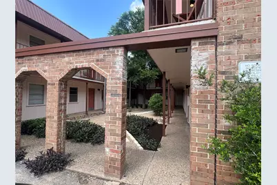 1410 W North Loop Boulevard #102, Austin, TX 78756 - Photo 9