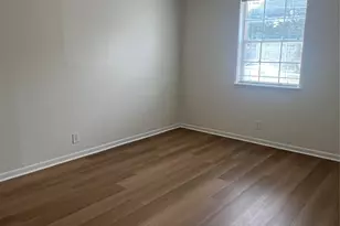 1410 W N Loop Blvd, Austin, TX 78756 - Photo 23