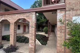 1410 W N Loop Blvd, Austin, TX 78756 - Photo 9