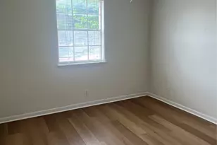 1410 W N Loop Blvd, Austin, TX 78756 - Photo 21