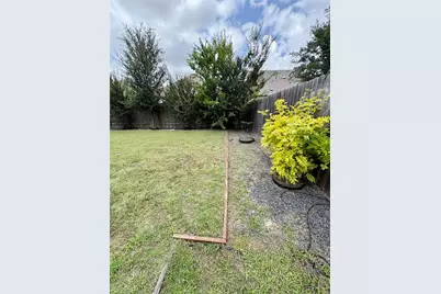 909 Falkland Trace, Austin, TX 78660 - Photo 27