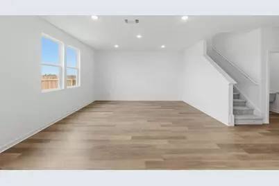 313 Elk Avenue, San Marcos, TX 78666 - Photo 9