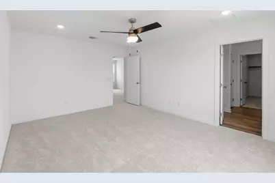 313 Elk Avenue, San Marcos, TX 78666 - Photo 11