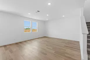 313 Elk Ave, San Marcos, TX 78666 - Photo 7