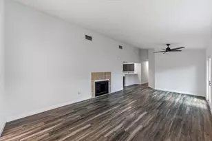 9706 Holly Springs Dr, Austin, TX 78748 - Photo 3