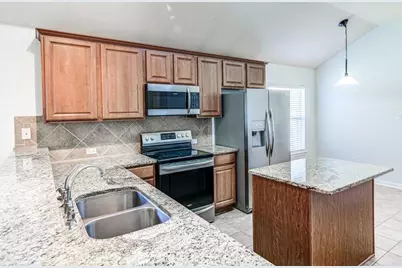 150 Stone Crest Boulevard, Buda, TX 78610 - Photo 9
