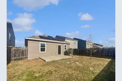 329 Wonderful Life Way, Jarrell, TX 76537 - Photo 5