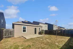 329 Wonderful Life Way, Jarrell, TX 76537 - Photo 5