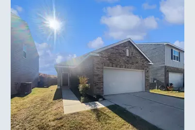 329 Wonderful Life Way, Jarrell, TX 76537 - Photo 1