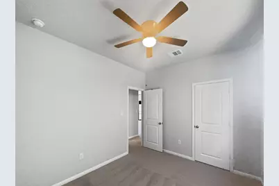 329 Wonderful Life Way, Jarrell, TX 76537 - Photo 13