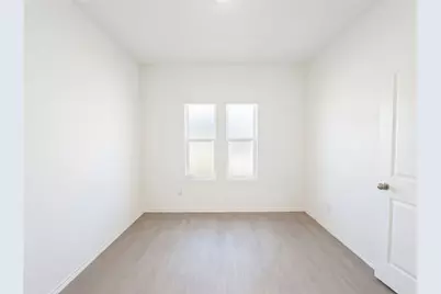 177 Cibolo Creek Loop, Bastrop, TX 78602 - Photo 9