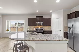 10413 Crescendo Ln, Austin, TX 78747 - Photo 5
