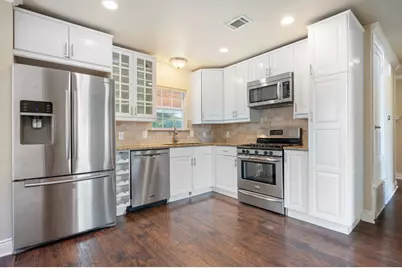 3811 Byron Drive, Austin, TX 78704 - Photo 5