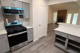 12406 Coronet St, Austin, TX 78727 - Photo 9