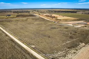 762 TX-304, Bastrop, TX 78602 - Photo 1