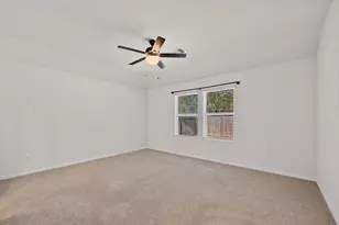 1331 Camden Ln, Lockhart, TX 78644 - Photo 5