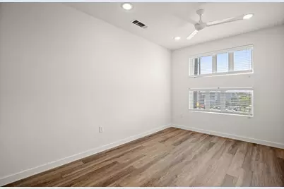 6324 N Lamar Boulevard #424, Austin, TX 78752 - Photo 5