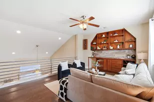 6916 Cardinal Bloom Loop, Austin, TX 78744 - Photo 17