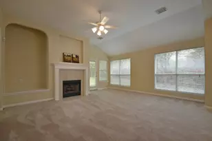 2000 Maize Bend Dr, Austin, TX 78727 - Photo 7