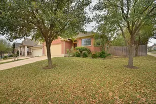 2000 Maize Bend Dr, Austin, TX 78727 - Photo 3