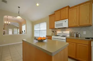 2000 Maize Bend Dr, Austin, TX 78727 - Photo 15