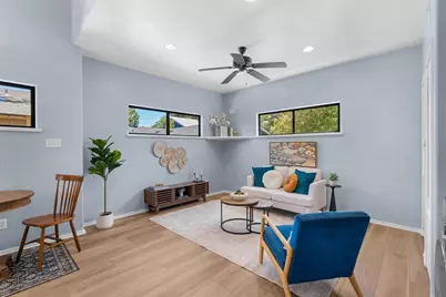 2709 Geraghty Avenue, Austin, TX 78757 - Photo 27