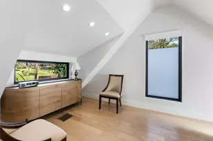 707 E Live Oak St, Austin, TX 78704 - Photo 13