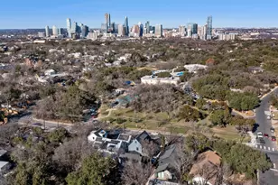 707 E Live Oak St, Austin, TX 78704 - Photo 29