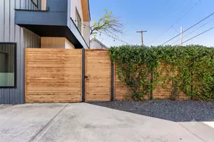 707 E Live Oak St, Austin, TX 78704 - Photo 27