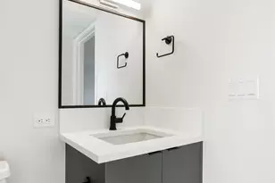 707 E Live Oak St, Austin, TX 78704 - Photo 23