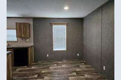 218 Waco Street, McDade, TX 78650 - Photo 3