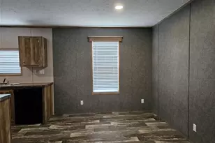 218 Waco St, McDade, TX 78650 - Photo 3