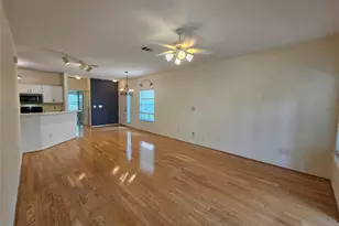 1320 E 3rd St, Georgetown, TX 78626 - Photo 7