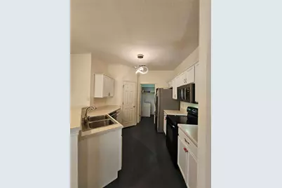 1320 E 3rd Street, Georgetown, TX 78626 - Photo 11