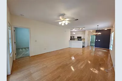 1320 E 3rd Street, Georgetown, TX 78626 - Photo 9