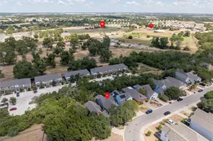 1320 E 3rd St, Georgetown, TX 78626 - Photo 5
