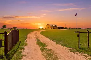 10751 Co Rd 210, Bertram, TX 78605 - Photo 1