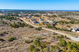 313 Eagle Basin Cir, Spicewood, TX 78669 - Photo 5