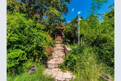 1000 Advance Street, San Marcos, TX 78666 - Photo 3