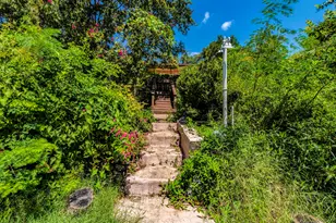 1000 Advance St, San Marcos, TX 78666 - Photo 3