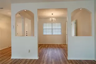 13002 Cedarhurst Cir, Austin, TX 78729 - Photo 9