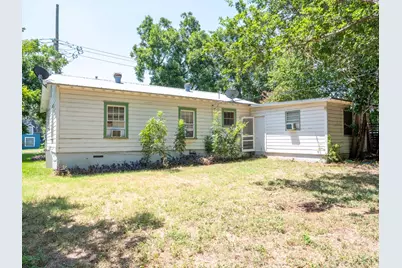 704 E Austin Avenue, Round Rock, TX 78664 - Photo 17