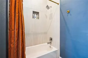 1608 Ulit Ave, Austin, TX 78702 - Photo 17