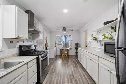 9900 Regal Court, Austin, TX 78725 - Photo 13