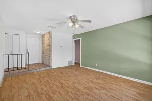 211 E Lisa Dr, Austin, TX 78752 - Photo 27