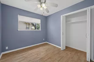 211 E Lisa Dr, Austin, TX 78752 - Photo 9