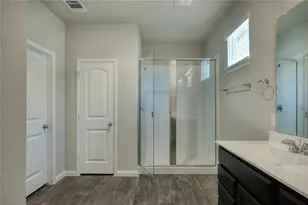 105 Ashford Way, Georgetown, TX 78626 - Photo 7