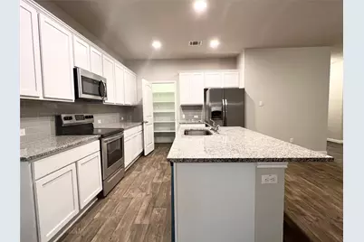 105 Naset Drive, Georgetown, TX 78626 - Photo 15