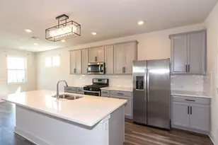 7106 Terrazzo Cottage Ln, Austin, TX 78744 - Photo 13