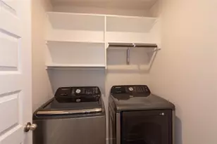 7106 Terrazzo Cottage Ln, Austin, TX 78744 - Photo 11